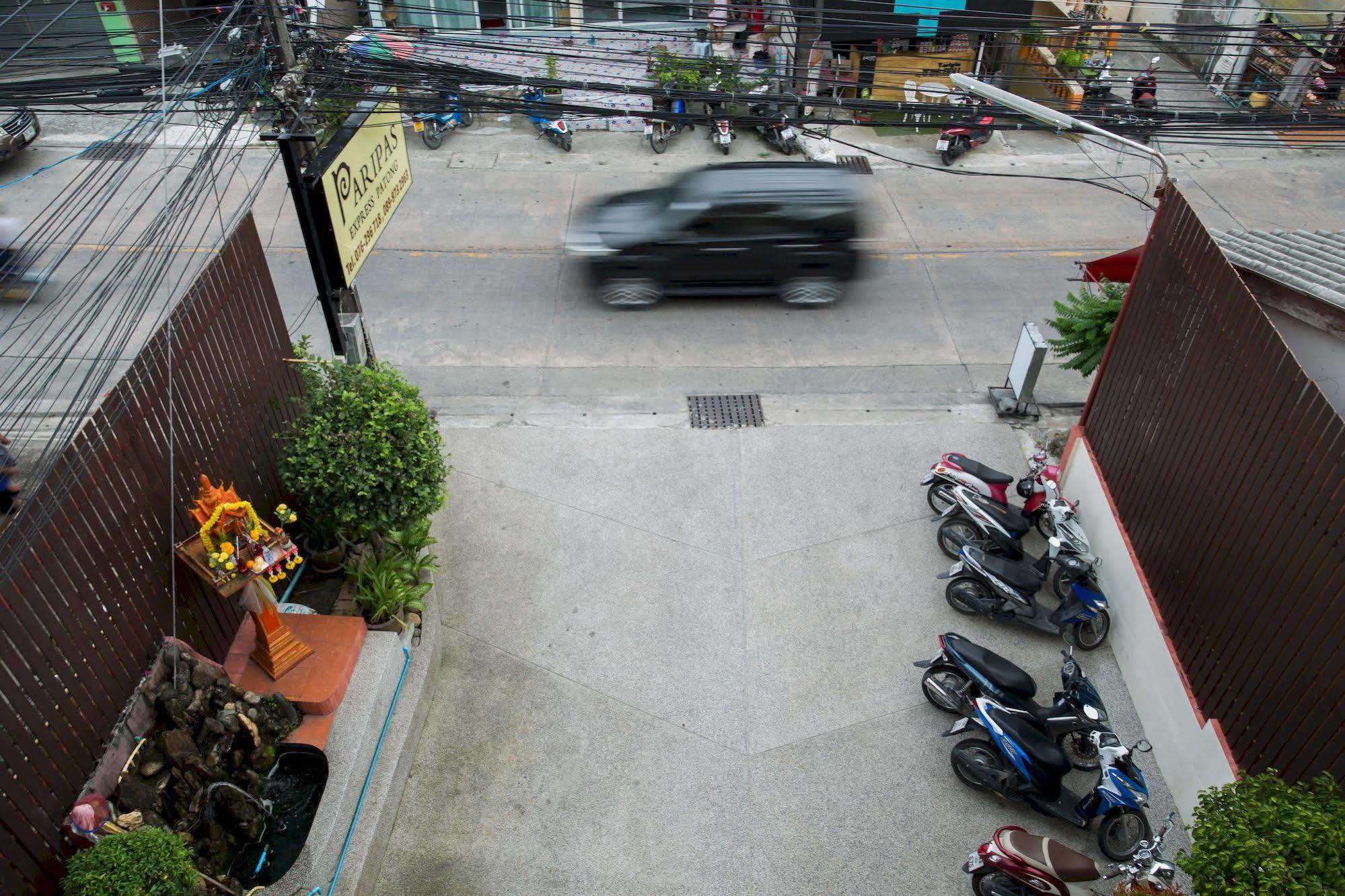 Paripas Express Patong Hotel Екстериор снимка